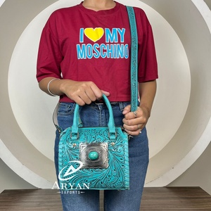 Bolso de Mano de Cuero Vacuno Turquesa con Grabado Floral y Concho, Estilo Western, para Mujer, Novedad 2026 - Product Image 1