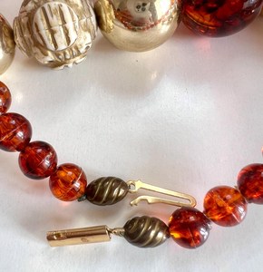 Fashion Irregular Beaded Necklace Light Luxury <b>Retro</b> Stainless Steel Acrylic Beads Necklace Jewelry for Women Resin Crafts - Product Image 2