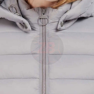 Stylish <b>Women</b> Puffer <b>Jacket</b> <b>Warm</b> Quilted <b>Winter</b> Outerwear With Zip Closure <b>For</b> Casual Outdoor Use - Product Image 4