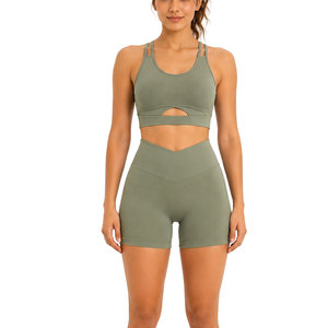Ensemble athlétique extensible pour femmes, 2 pièces, short et haut de yoga, vêtements de sport respirants pour la salle de sport, la remise en forme, l'entraînement - Product Image 4