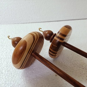Juego de Hiladores de Madera Hechos a Mano, 2 Piezas, Acabado Satinado, Herramienta para Hacer Hilos - Product Image 4