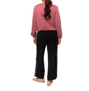 เสื้อยืดครอปท็อปผ้าฝ้ายคุณภาพสูงขายส่ง พิมพ์โลโก้ได้ตามต้องการ ไซส์ใหญ่ ใส่ได้ทั้งชายและหญิง ระบายอากาศได้ดี เป็นมิตรกับสิ่งแวดล้อม ป้องกันรังสียูวี แห้งเร็ว - Product Image 3