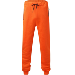 Chándal Deportivo para Hombre FORTLEO IND, Personalizado al por Mayor, con Capucha, Transpirable, de Invierno, Corte Regular, Color Sólido - Product Image 1