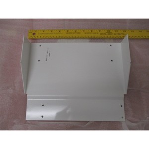AMAT 0021-19135 ขายึด, กล่องสวิตช์จอภาพ, DSM FI - อุปกรณ์และอะไหล่เซมิคอนดักเตอร์ระดับโลกที่เชื่อถือได้ - Product Image 1