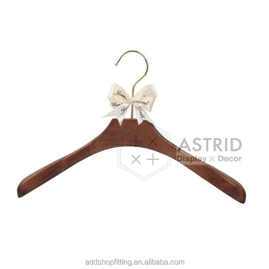 Retro wood + White bow tie