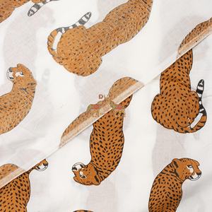 Nueva Colección de Tela de Algodón Estampada a Mano con Diseños de Animales, 100% Algodón, Diseño Moderno para Ropa Infantil - Product Image 2