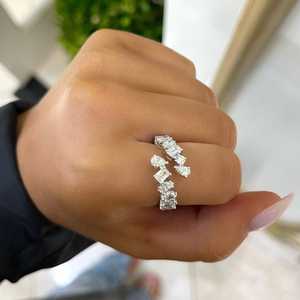 แหวนเพชรแบบไขว้ลายไดมอนด์ 14k ทองคำแท้ รูปทรงหลากหลาย เพชร CVD HPHT ผลิตในห้องปฏิบัติการ แบบผสมผสานทรงต่างๆ ครึ่งวงแหวนแบบ Eternity ผู้ผลิตขายส่ง - Product Image 2