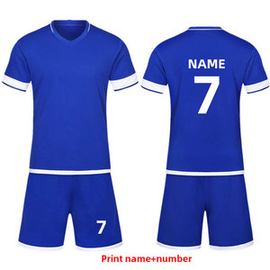 Tenue de football personnalisée OEM pour adultes, vêtements d'entraînement en gros, nouveau style de sportswear, uniforme de football par sublimation - Product Image 2