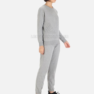 ชุดวอร์มขายดี ทรงเข้ารูปสำหรับผู้หญิง ชุดวอร์มสวมใส่สบาย ผลิตในประเทศปากีสถาน - Product Image 2