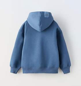 Obtenez les dernières tendances en matière de motifs personnalisés, d'impressions intégrales et de designs respirants, sweats à capuche unisexes 100% coton, graphismes durables. - Product Image 4