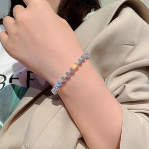 Pulsera de tenis con forma de corazón Moussaint, elegante y sencilla, con diamantes de moissanita, estilo hip hop, joyería para propuesta. - Product Image 4