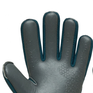 Gants de gardien de but de football prêts pour le match avec doublure intérieure confortable, traction puissante sur la paume, mobilité flexible des doigts et manches longues - Product Image 6