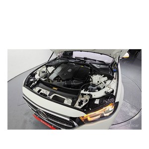 Mercedes-Benz Clase E E200 Avantgarde 2024, 12,404 km, Caja de Cambios Automática, Volante a la Izquierda, Cámara Trasera - Product Image 6