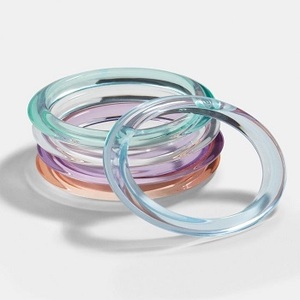 Pulseras de moda creativas de resina gruesa con diseño geométrico de vetas de árbol exageradas, novedad al por mayor - Product Image 1