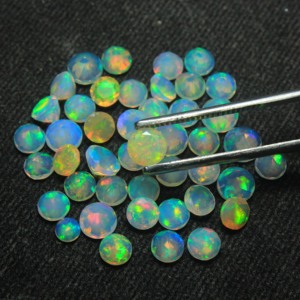 Ópalo facetado de 6 mm, ópalo etíope natural, corte brillante, gema multicolor con juego de color y fuego, ópalo suelto para la fabricación de joyas - Product Image 1