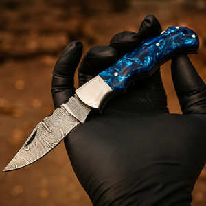 Cuchillo Plegable Multifuncional Personalizado OEM/ODM DIY de Acero de Damasco con Hoja de 0.45mm de Grosor y Mango de Resina Hecho a Mano para Exteriores EDC - Product Image 1