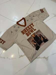 เสื้อผ้าสตรีทแวร์ผู้ชาย คอวี แขนสั้น ทรงหลวม ผ้าซาติน โพลีเอสเตอร์ 100% ผสมสแปนเด็กซ์ แห้งเร็ว ระบายอากาศดี ยับยาก รับสั่งทำ - Product Image 1