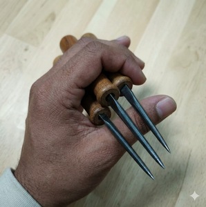 Outil de couture en cuir fait main avec manche en bois d'acacia naturel, couture durable, prix de gros - Product Image 1