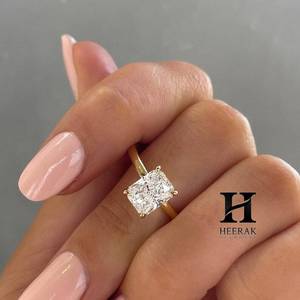 แหวนเพชรทรงรัศมี 2 กะรัต หรูหรา สำหรับหมั้นและวันครบรอบ ทำจากทองคำขาว 14K ประดับเพชรเม็ดเดี่ยว รับรองโดย IGI - Product Image 1