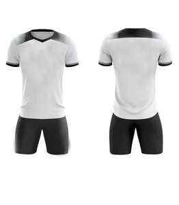 Vêtements de sport pour hommes, maillot de football 100% polyester, prix de gros, uniformes de football à manches courtes en vente à bas prix, uniforme de football - Product Image 1