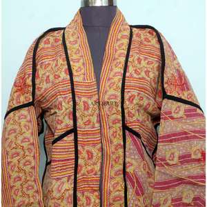 Chaqueta Reversible de Punto Kantha con Bordado Hermoso Hecho a Mano, Chaqueta de Algodón para Otoño e Invierno, Ecológica, Cárdigan para Mujer - Product Image 3