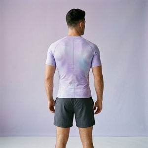 เสื้อกีฬาผู้ชายแขนสั้น คอกลม ทรงเข้ารูป ลายเรขาคณิตไล่เฉดสี แห้งเร็ว ผ้าโพลีเอสเตอร์เจอร์ซีย์ สำหรับออกกำลังกายที่ยิม - Product Image 3