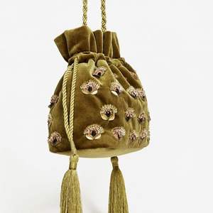 Bolsa de novia exclusiva hecha de terciopelo de lujo al mejor precio - Product Image 5