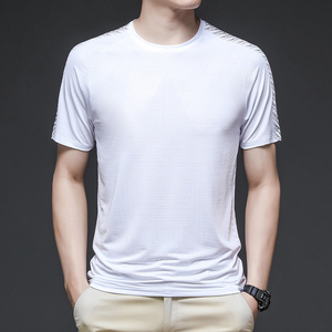 เสื้อยืดคอกลมแขนสั้นผู้ชาย พรีเมียม ผ้าฝ้าย 100% เรียบง่าย สวมใส่สบาย ระบายอากาศดี เหมาะสำหรับใส่ในชีวิตประจำวันช่วงฤดูร้อน รับผลิตแบบ OEM - Product Image 3