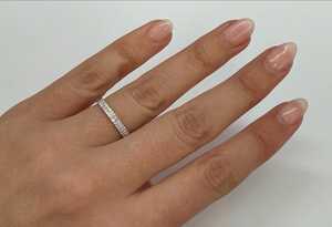 Anillo de Boda de Eternidad Completa con Diamantes Redondos Cultivados en Laboratorio de Oro de 14k y 18k, 0.36 Quilates, Micro Pavé, Anillo Apilable, Venta al por Mayor, Fabricante - Product Image 3