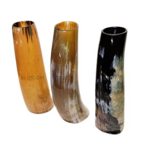 Jarrón de Cuerno de Búfalo Orgánico Auténtico, Hecho a Mano, Pulido, Maceta Floral, Elegante Centro de Mesa de Estilo Animal, Ecológico - Product Image 4