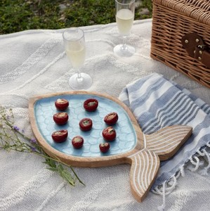 Bandeja de servir de madera con forma de ballena y logotipo personalizado, incrustada con nácar, plato decorativo de concha para frutas, aperitivos, hoteles, venta al por mayor - Product Image 6