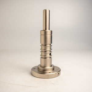 Tige tournée CNC de précision sur mesure, certifiée ISO9001, inspectée par CMM, concentricité de 0,01 mm, AMT VINA - Product Image 1
