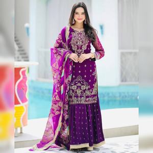 Série New Designer Party Top Palazzo & Dupatta Ensemble Fox Georgette Séquence Broderie Travail Col Rond Manches Complètes Fox Georgette - Product Image 1