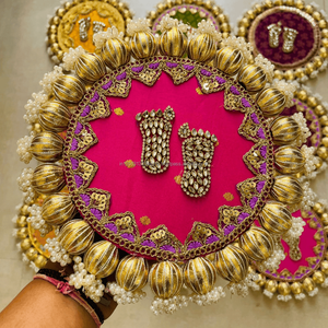 Plato de Madera para Rangoli Laxmi Charan al por Mayor, Diseño Art Deco Hecho a Mano, Decoración para el Hogar de Diwali, Regalo de Festividades, Regalo de Inauguración de Casa - Product Image 4