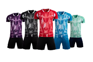 Tenue de football personnalisée, maillot de football par sublimation, ensembles d'uniformes d'entraînement de football - Product Image 4