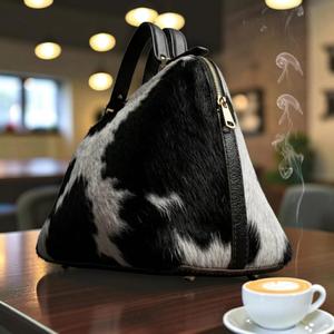 Sac à main élégant en cuir de vachette imperméable avec fermeture éclair géométrique, orné de perles et d'un logo, idéal pour un usage quotidien - Product Image 2
