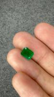 Émeraude Naturelle Zambienne 1,78 Ct, Taille Émeraude Facettée, Couleur Verte Changeante, Pierre Précieuse pour Bague Sur Mesure, Pendentif, Bijoux de Luxe