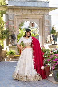 Lehenga Choli en soie Vichitra avec sequins et broderie au fil, longueur ras du sol, moderne, pour mariage, fête, Diwali, bal de promo - Product Image 3