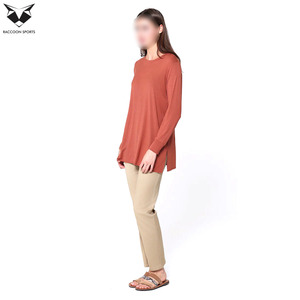 T-shirt ample et décontracté pour femme musulmane, coupe régulière, style streetwear confortable, en tissu 100 % coton écologique, dernière tendance - Product Image 2