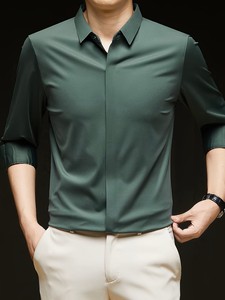 เสื้อเชิ้ตทรงเข้ารูปสำหรับผู้ชาย - ปกเงา แขนยาว ติดกระดุม ยืดหยุ่นได้ เหมาะสำหรับใส่ไปยิม ใส่ทำงาน และใส่ลำลองแบบสมาร์ทแคชวล - Product Image 2