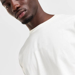 Ensemble T-shirt et short pour homme à prix abordable – Confortable, en coton, fabriqué au Pakistan – Collection 2025 - Product Image 4