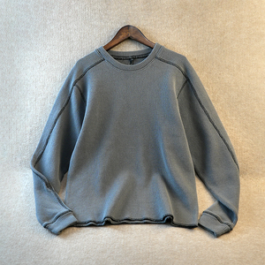 Camiseta de Manga Larga para Hombre, Corte Regular, Tejido Waffle en la Parte Delantera, Color Gris Sólido, Cuello Redondo, Casual, Transpirable, 180 Gramos - Product Image 1