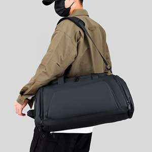 Sac de sport convertible noir avec compartiment à chaussures - Product Image 4