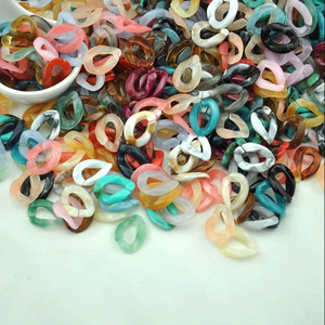 Custom Color Transparent Epoxy Resin Chain Links Handcrafted Art Deco Vertical for Birthday Wall Hanging Decorations Home - Product Image 5
