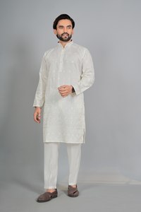 Conjunto de Kurta y Pijama de Seda y Algodón Tradicional Premium para Hombre, Ropa Étnica India para Bodas y Festivales, Precio al por Mayor - Product Image 2