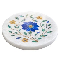 Ensemble de sous-verres en marbre blanc de luxe avec incrustations florales, collection de décoration de table artisanale en six pièces pour maisons élégantes