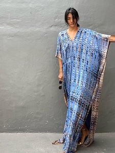 Vestido Largo Boho con Cuello en V y Tie Dye, Vestido Holgado con Dobladillo Asimétrico y Manga Tres Cuartos, Ropa de Playa de Verano para Mujer - Product Image 3