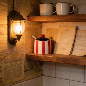 Elegante Tarro de Almacenamiento con Tapa y Diseño de Puntos, Acabado Glaseado Liso, Organizador Compacto para Encimera, Elegante Contenedor para Despensa - Product Image 6