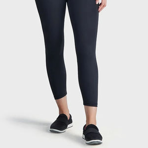 OEM Professional Plaid <b>Pattern</b> Four-Way Stretch Seamless Yoga Pants Moisture Wicking Women Yoga <b>Leggings</b> Quick Dry High - Product Image 2