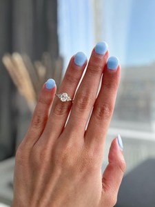 Anillo Floral con Diamantes de Corte Ovalado de 1.02CT, Cultivados en Laboratorio, con Oro Sólido de 14K, para Bodas, Fiestas y Ocasiones Especiales - Product Image 3